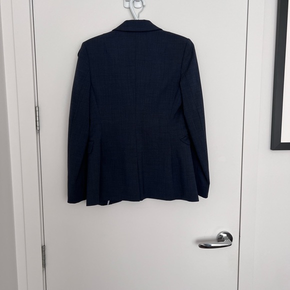 Banana republic fitted blazer size 2 - Picture 2 of 5